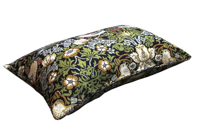 Подушка интерьерная Венецианская пчела черного цвета с орнаментом  - купить Декоративные подушки по цене 3600.0