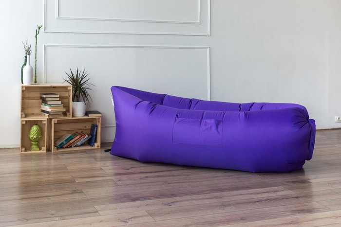 Надувной лежак Air Puf фиолетового цвета  - лучшие Бескаркасная мебель в INMYROOM