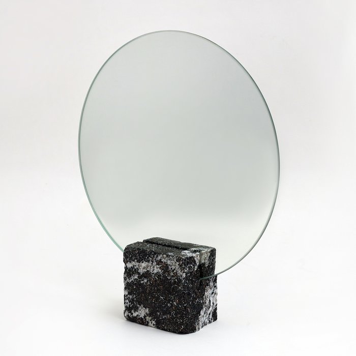 Настольное зеркало Vulcano c подставкой из натурального камня