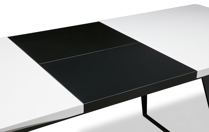 Обеденный раскладной стол с черно-белой столешницей