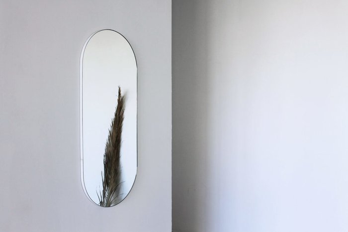 Настенное зеркало Banska Delatta в белой раме