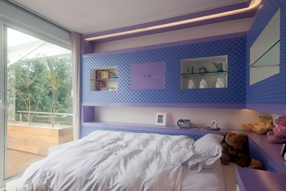 Фотография: Спальня в стиле Современный, Дом, Дома и квартиры, Бассейн – фото на INMYROOM