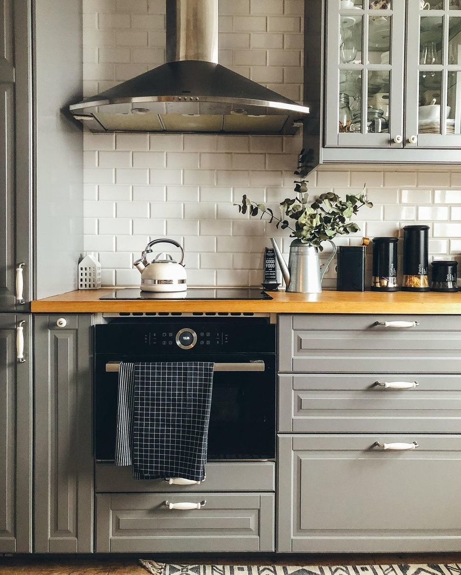 Фотография: Кухня и столовая в стиле Скандинавский, Квартира, Проект недели, 3 комнаты – фото на INMYROOM