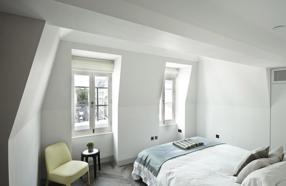 Фотография: Спальня в стиле Современный, Квартира, Дома и квартиры – фото на INMYROOM