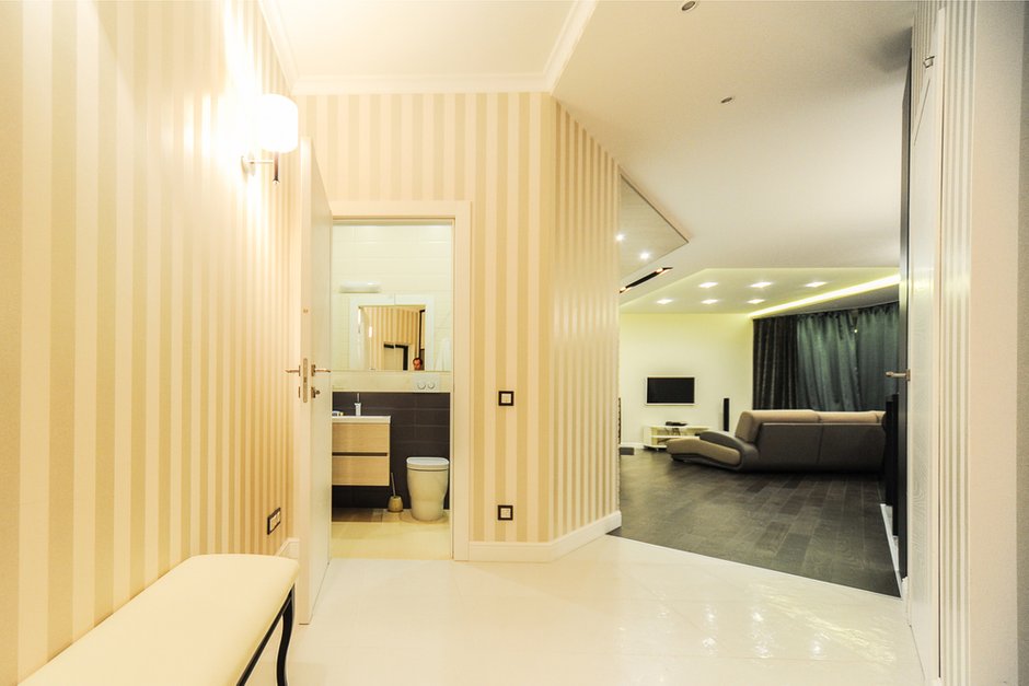 Фотография: Спальня в стиле Современный, Квартира, Дома и квартиры, Галерея Арбен – фото на INMYROOM