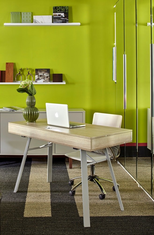 Фотография:  в стиле , Декор интерьера, Офисное пространство, Москва, Зеленый, как оформить офис, интерьер дизайн-бюро, FB Interiors – фото на INMYROOM