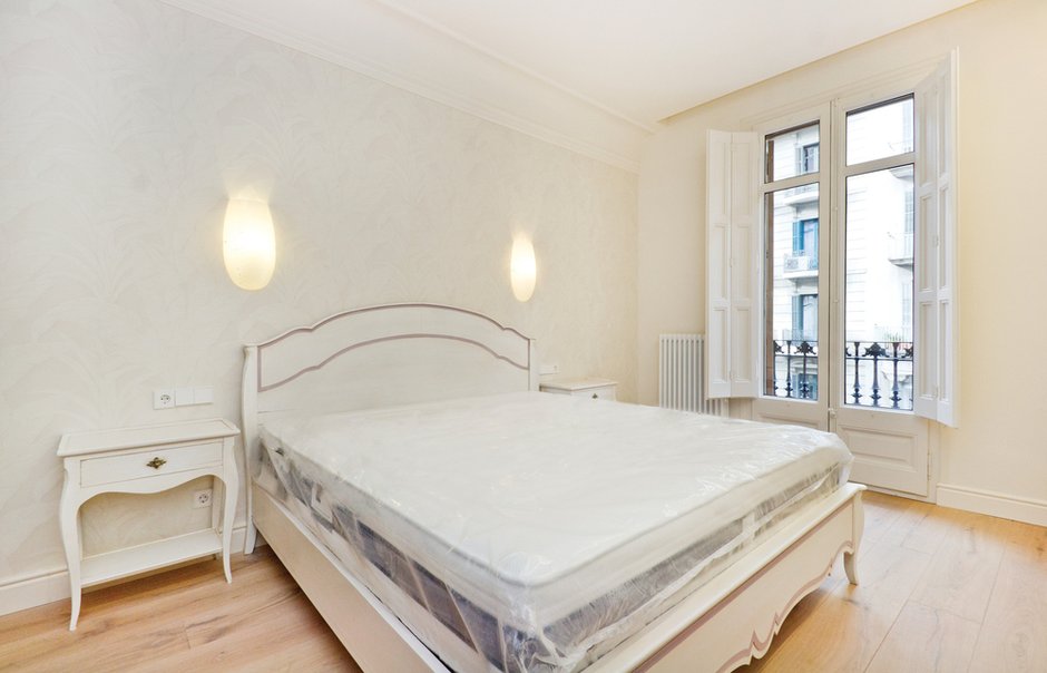 Фотография: Спальня в стиле Скандинавский, Квартира, Дома и квартиры, Перепланировка, Барселона, Модерн – фото на INMYROOM